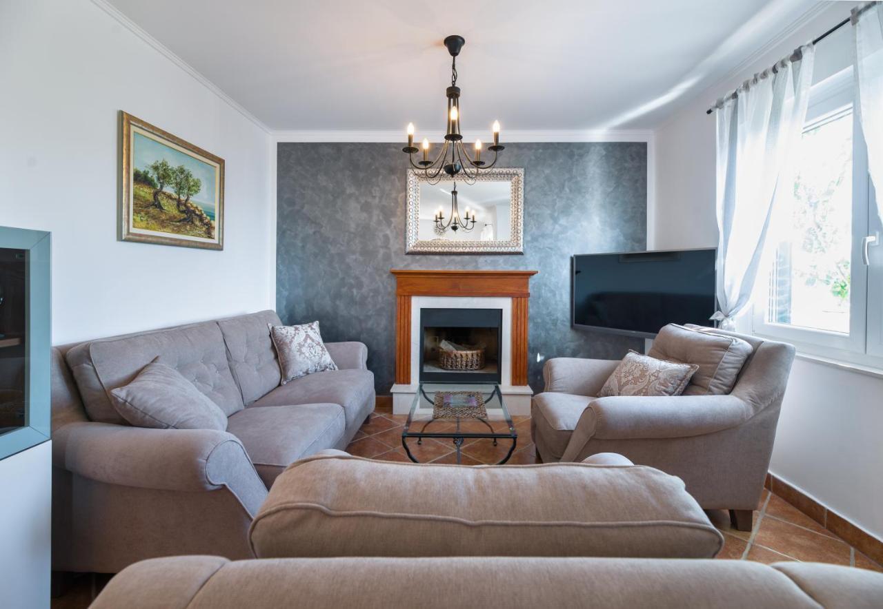 Villa Anima, Stanici, Near Omis Eksteriør bilde